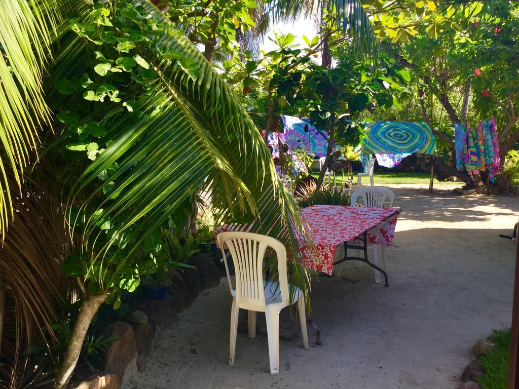 Fare Maeva Moorea Hotel Teavaro Екстериор снимка